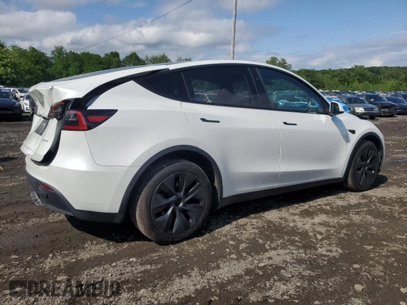 2024 Tesla Model Y Long Range с VIN 7SAYGDEE1RF201627, выставлен на аукционе Copart как лот 60631195 с пробегом 14 356 миль миль и Списание • Salvage title. История ставок и продаж доступна на DreamBid. Изображение 3.