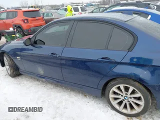 2011 BMW 3 Series 328i xDrive with VIN WBAPK7C59BA821214, listed as a IAAI auction lot 41293463 with 159,226 mi miles. Bid and sale history available at carsss.com. Image 13.