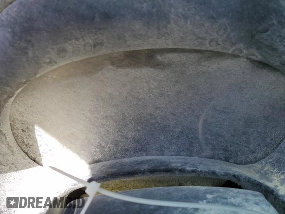 2020 GMC Terrain SLE z VIN 3GKALTEV5LL306303, wystawiony jako Copart lot #50384115 z przebiegiem Nie podano mil oraz Szkoda całkowita • Salvage title. Historia ofert i sprzedaży dostępna na DreamBid. Obrazek 9.