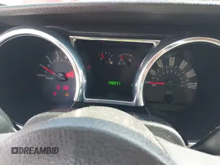 2008 Ford Mustang Deluxe с VIN 1ZVHT80N185150814, выставлен на аукционе IAAI как лот 42216084 с пробегом 140 271 миль миль и . История ставок и продаж доступна на DreamBid. Изображение 7.