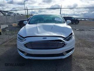 2018 Ford Fusion SE with VIN 3FA6P0HDXJR127018, listed as a IAAI auction lot 42013450 with 93,761 mi miles. Bid and sale history available at carsss.com. Image 12.