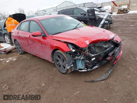 2021 Hyundai Elantra SEL with VIN 5NPLM4AG3MH021194, listed as a IAAI auction lot 41635580 with 102,891 mi miles. Bid and sale history available at carsss.com. Image 1.