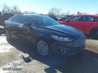 2013 Ford Fusion Titanium Hybrid with VIN 3FA6P0RU5DR339716, listed as a IAAI auction lot 41405835 with 197,840 mi miles. Bid and sale history available at carsss.com. Image 1.