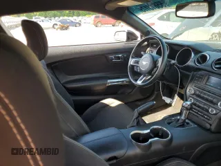 2016 Ford Mustang V6 z VIN 1FA6P8AMXG5266697, wystawiony jako Copart lot #55613175 z przebiegiem 145 494 mil mil oraz Szkoda całkowita • Salvage title. Historia ofert i sprzedaży dostępna na DreamBid. Obrazek 8.