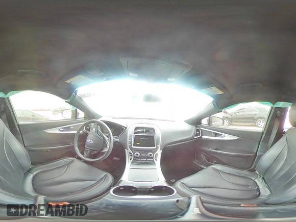 2017 Lincoln MKX Premiere с VIN 2LMPJ6JR5HBL11557, выставлен на аукционе Copart как лот 82405864 с пробегом 67 443 миль миль и Списание • Salvage title. История ставок и продаж доступна на DreamBid. Изображение 14.