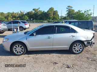2010 Lincoln MKZ with VIN 3LNHL2GC9AR753657, listed as a IAAI auction lot 42055832 with 154,308 mi miles. Bid and sale history available at carsss.com. Image 15.
