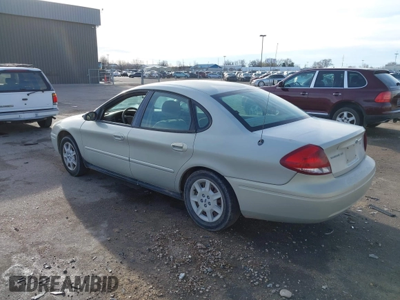 2006 Ford Taurus SE with VIN 1FAFP53U36A195487, listed as a IAAI auction lot 41828457 with 109,703 mi miles. Bid and sale history available at carsss.com. Image 3.