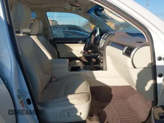 2018 Lexus GX 460 z VIN JTJBM7FX0J5195058, wystawiony jako IAAI lot #41304477 z przebiegiem 117 366 mil mil oraz . Historia ofert i sprzedaży dostępna na DreamBid. Obrazek 5.