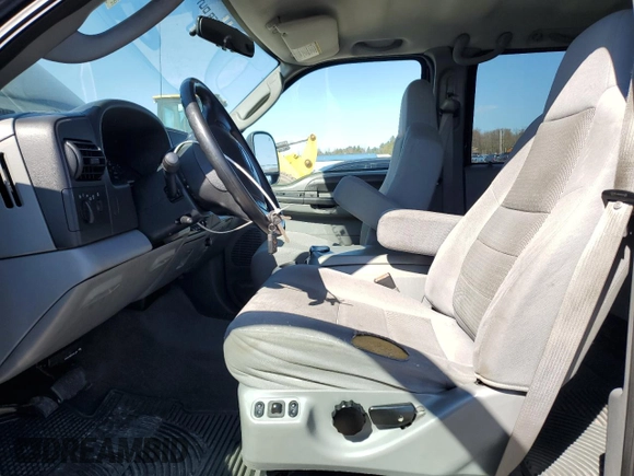 2006 Ford F-350 XL with VIN 1FTWW33P96EB51529, listed as a Copart auction lot 46811995 with 142,185 mi miles and Salvage title. Bid and sale history available at DreamBid. Image 7.