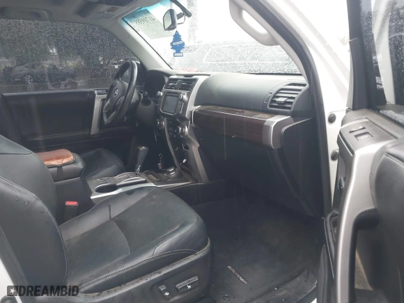 2017 Toyota 4Runner SR5 with VIN JTEBU5JR6H5455629, listed as a IAAI auction lot 41709585 with 76,030 mi miles. Bid and sale history available at carsss.com. Image 5.