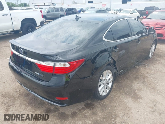 2014 Lexus ES 300h with VIN JTHBW1GG3E2049722, listed as a IAAI auction lot 42163826 with 165,656 mi miles and . Bid and sale history available at DreamBid. Image 4.