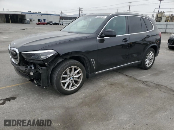 2020 BMW X5 xDrive40i z VIN 5UXCR6C02L9C49466, wystawiony jako Copart lot #56988425 z przebiegiem 60 558 mil mil oraz Szkoda całkowita • Salvage title. Historia ofert i sprzedaży dostępna na DreamBid. Obrazek 1.