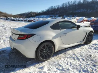 2023 Toyota GR86 Premium with VIN JF1ZNBF14P8764682, listed as a Copart auction lot 89396815 with 17,093 mi miles and Salvage Title. Bid and sale history available at carsss.com. Image 3.