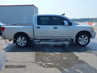 2010 Nissan Titan SE with VIN 1N6BA0ED3AN324773, listed as a IAAI auction lot 41982313 with 270,002 mi miles. Bid and sale history available at carsss.com. Image 13.