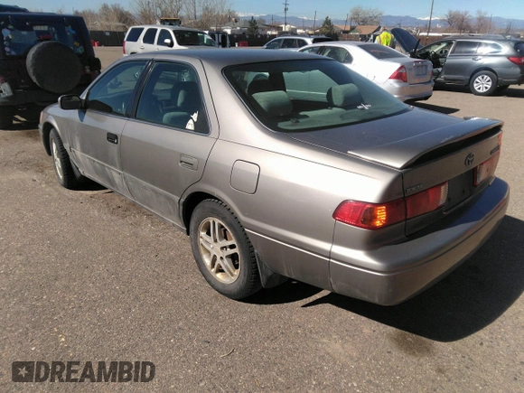 2001 Toyota Camry CE with VIN 4T1BG22K21U108981, listed as a IAAI auction lot 41840902 with 245,927 mi miles and . Bid and sale history available at DreamBid. Image 3.