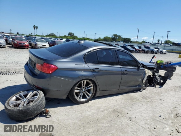 2012 BMW 3 Series 328i z VIN WBA3A5C58CF349372, wystawiony jako Copart lot #74259184 z przebiegiem Nie podano mil oraz Szkoda całkowita • Salvage title. Historia ofert i sprzedaży dostępna na DreamBid. Obrazek 3.