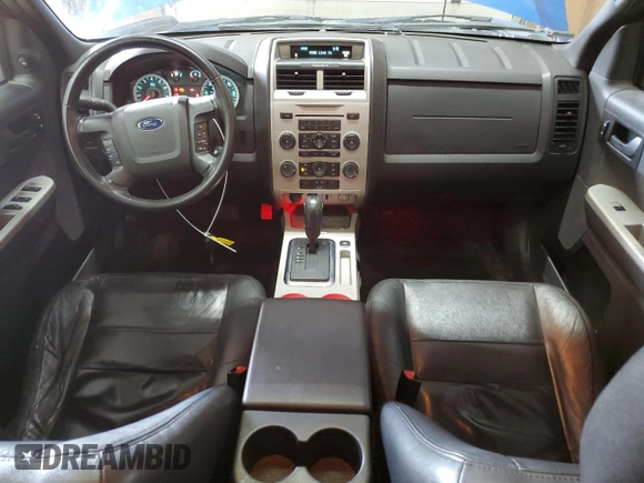 2012 Ford Escape XLT z VIN 1FMCU9DG3CKB40111, wystawiony jako Copart lot #52329085 z przebiegiem 106 114 mil mil oraz Czysty tytuł • Clean title. Historia ofert i sprzedaży dostępna na DreamBid. Obrazek 8.