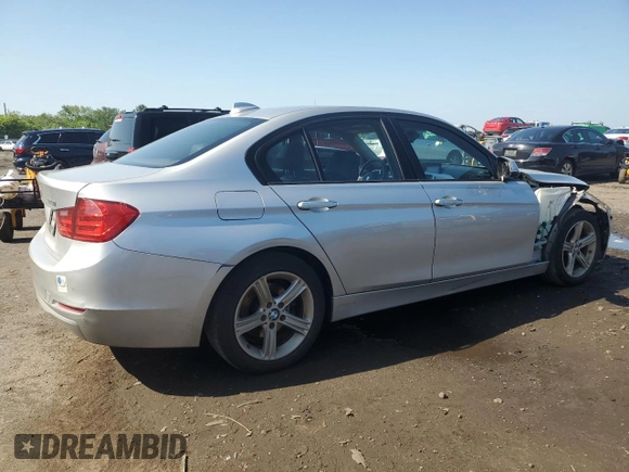 2013 BMW 3 Series 328i xDrive с VIN WBA3B5G53DNS02245, выставлен на аукционе Copart как лот 61544095 с пробегом 123 425 миль миль и Списание • Salvage title. История ставок и продаж доступна на DreamBid. Изображение 3.