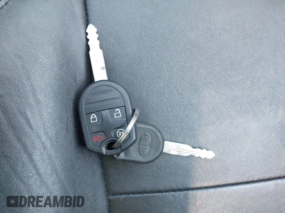 2009 Ford Escape Limited with VIN 1FMCU04739KB48262, listed as a IAAI auction lot 42564760 with 175,058 mi miles and . Bid and sale history available at DreamBid. Image 11.