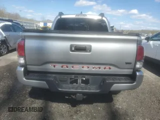 2023 Toyota Tacoma SR z VIN 3TMCZ5AN6PM539899, wystawiony jako Copart lot #52238445 z przebiegiem 30 070 mil mil oraz Szkoda całkowita • Salvage title. Historia ofert i sprzedaży dostępna na DreamBid. Obrazek 6.