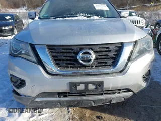 2017 Nissan Pathfinder SV with VIN 5N1DR2MM9HC678395, listed as a IAAI auction lot 41607798 with 190,996 mi miles. Bid and sale history available at carsss.com. Image 6.