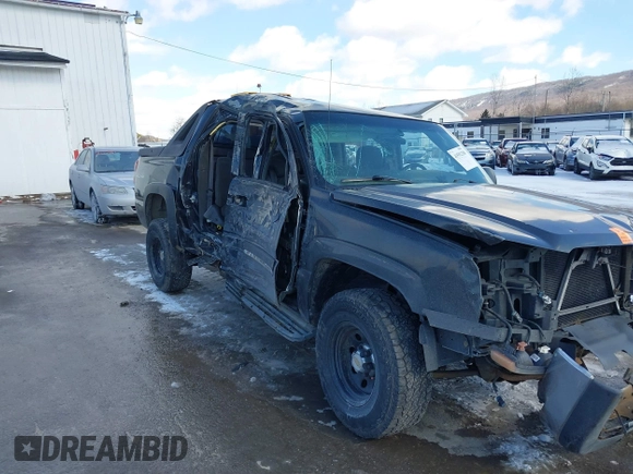 2004 Chevrolet Avalanche Z71 with VIN 3GNEK12T54G237444, listed as a IAAI auction lot 41592288 with 102,589 mi miles. Bid and sale history available at carsss.com. Image 6.