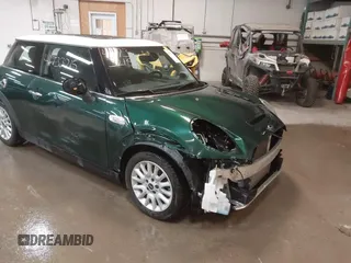 2015 MINI Hardtop S z VIN WMWXP7C57F2A39384, wystawiony jako IAAI lot #41733215 z przebiegiem 60 750 mil mil oraz . Historia ofert i sprzedaży dostępna na DreamBid. Obrazek 6.