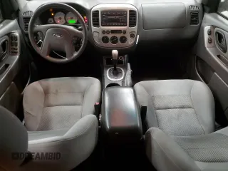 2007 Ford Escape XLT with VIN 1FMYU93177KA14990, listed as a Copart auction lot 77816054 with 202,901 mi miles and Clean Title. Bid and sale history available at carsss.com. Image 8.