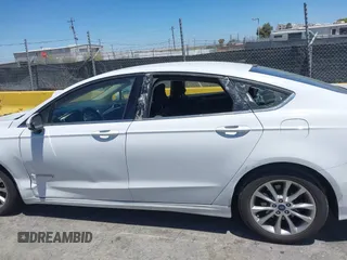 2017 Ford Fusion Hybrid SE with VIN 3FA6P0LU3HR326980, listed as a IAAI auction lot 42692591 with 141,122 mi miles and . Bid and sale history available at DreamBid. Image 14.