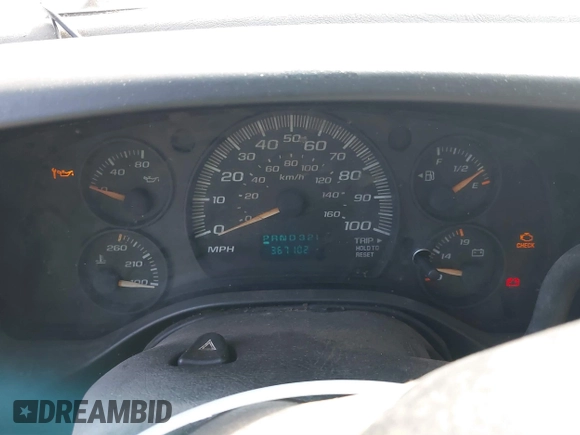 2004 GMC Savana Cargo Van with VIN 1GTHG35U541132912, listed as a IAAI auction lot 41539124 with 367,102 mi miles. Bid and sale history available at carsss.com. Image 7.