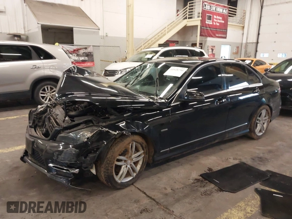 2012 Mercedes-Benz C-Class C 250 Sport with VIN WDDGF4HB7CA623260, listed as a IAAI auction lot 40928790 with 1 mi miles. Bid and sale history available at carsss.com. Image 18.