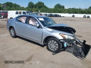 2011 Honda Accord LX z VIN 1HGCP2F32BA156108, wystawiony jako IAAI lot #42647339 z przebiegiem Nie podano mil oraz . Historia ofert i sprzedaży dostępna na DreamBid. Obrazek 1.