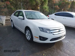 2011 Ford Fusion SE with VIN 3FAHP0HA2BR340657, listed as a IAAI auction lot 41899051 with 100,487 mi miles. Bid and sale history available at carsss.com. Image 1.