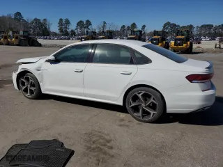 2021 Volkswagen Passat 2.0T R-Line with VIN 1VWMA7A34MC015280, listed as a Copart auction lot 47466685 with 29,107 mi miles and Salvage Title. Bid and sale history available at carsss.com. Image 2.