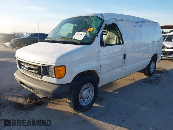 2005 Ford Econoline Cargo with VIN 1FTRE14W75HA20896, listed as a IAAI auction lot 41329375 with 80,828 mi miles. Bid and sale history available at carsss.com. Image 2.