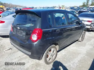 2009 Chevrolet Aveo 2LT z VIN KL1TG66EX9B349321, wystawiony jako IAAI lot #41575885 z przebiegiem 177 270 mil mil oraz . Historia ofert i sprzedaży dostępna na DreamBid. Obrazek 4.