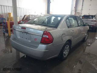 2007 Chevrolet Malibu LS w/1LS with VIN 1G1ZS58F37F311140, listed as a IAAI auction lot 41546125 with 184,836 mi miles. Bid and sale history available at carsss.com. Image 4.