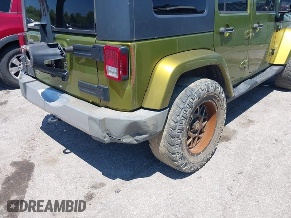 2008 Jeep Wrangler Unlimited Sahara with VIN 1J4GA59128L608191, listed as a IAAI auction lot 42669266 with 201,156 mi miles and . Bid and sale history available at DreamBid. Image 6.
