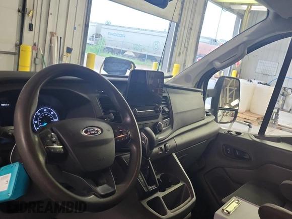 2020 Ford Transit Cargo с VIN 1FTBR2YG2LKA35840, выставлен на аукционе IAAI как лот 42575778 с пробегом 190 131 миль миль и . История ставок и продаж доступна на DreamBid. Изображение 45.