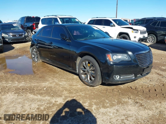 2014 Chrysler 300 with VIN 2C3CCAGG7EH240120, listed as a IAAI auction lot 40629490 with 142,041 mi miles. Bid and sale history available at carsss.com. Image 1.