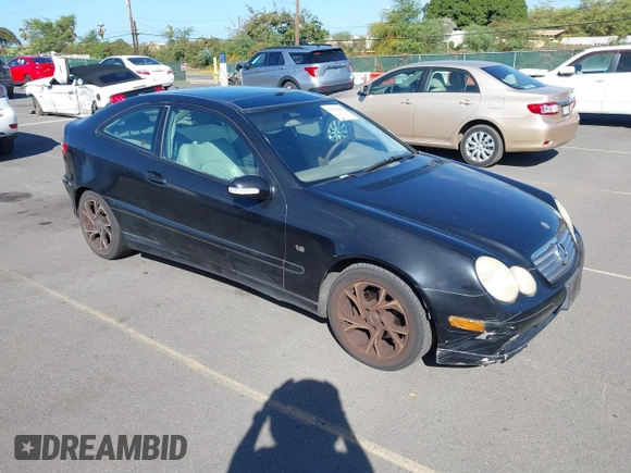 2003 Mercedes-Benz C 230 Kompressor with VIN WDBRN40JX3A513441, listed as a IAAI auction lot 41314386 with Not provided miles and . Bid and sale history available at DreamBid. Image 1.