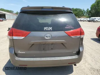 2014 Toyota Sienna XLE with VIN 5TDYK3DC6ES473747, listed as a Copart auction lot 53828345 with 251,390 mi miles and Clean Title. Bid and sale history available at carsss.com. Image 6.