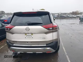 2022 Nissan Rogue Platinum with VIN JN8BT3DD0NW271583, listed as a IAAI auction lot 41792145 with 64,708 mi miles. Bid and sale history available at carsss.com. Image 17.
