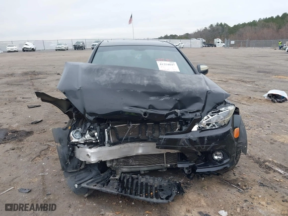 2009 Mercedes-Benz C-Class 3.0L Sport with VIN WDDGF54X59R050814, listed as a IAAI auction lot 41354847 with 144,945 mi miles. Bid and sale history available at carsss.com. Image 6.