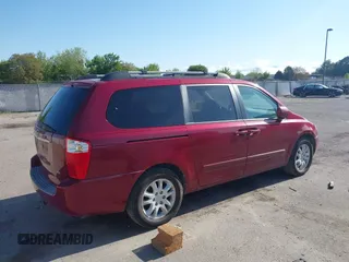 2008 Kia Sedona LX with VIN KNDMB233186231401, listed as a IAAI auction lot 42139919 with 209,006 mi miles. Bid and sale history available at carsss.com. Image 4.