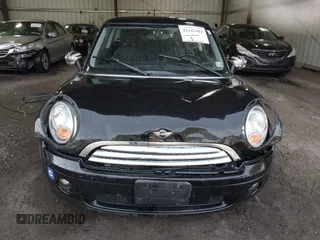 2010 MINI Hardtop with VIN WMWMF3C53ATZ66316, listed as a IAAI auction lot 42142901 with 57,510 mi miles and . Bid and sale history available at DreamBid. Image 6.