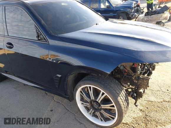 2024 BMW X5 xDrive40i z VIN 5UX23EU07R9V23529, wystawiony jako IAAI lot #41612999 z przebiegiem 18 886 mil mil oraz . Historia ofert i sprzedaży dostępna na DreamBid. Obrazek 21.