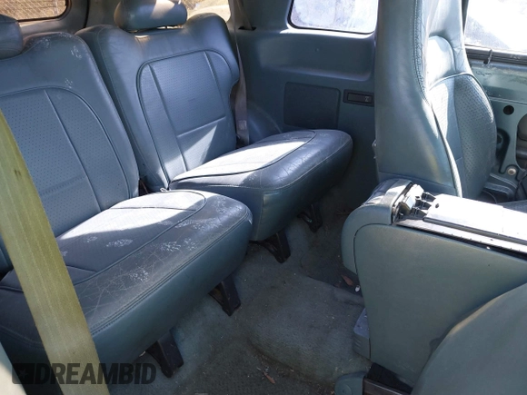 1996 Ford Explorer with VIN 1FMDU24X6TUC53731, listed as a IAAI auction lot 41254228 with 110,430 mi miles and . Bid and sale history available at DreamBid. Image 8.