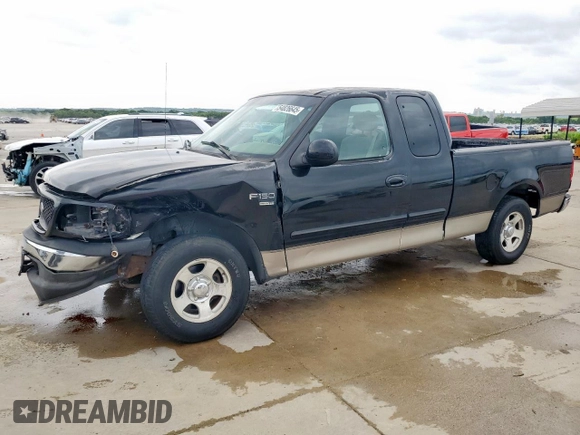 2002 Ford F-150 XL z VIN 1FTRX17W62KB68140, wystawiony jako Copart lot #54826645 z przebiegiem 259 227 mil mil oraz Szkoda całkowita • Salvage title. Historia ofert i sprzedaży dostępna na DreamBid. Obrazek 1.