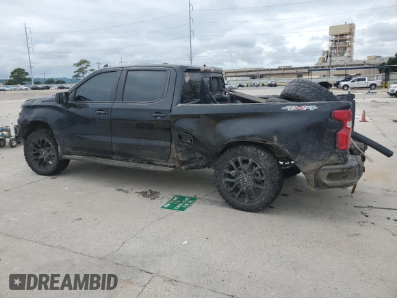 2023 Chevrolet Silverado 1500 RST with VIN 3GCUDEE83PG311025, listed as a Copart auction lot 70839424 with 40,519 mi miles and Salvage Title. Bid and sale history available at carsss.com. Image 2.